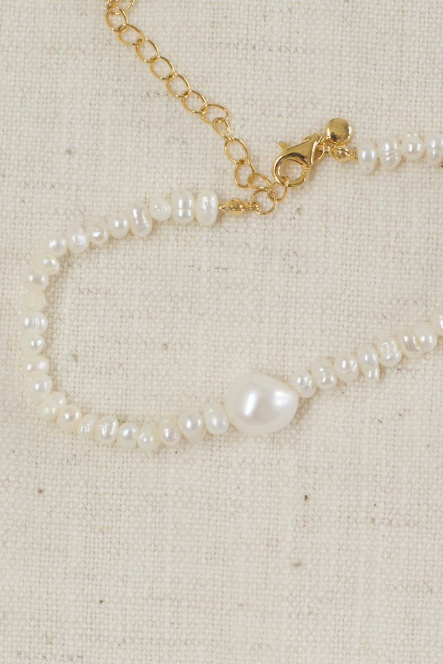 Halo Pearl Bracelet