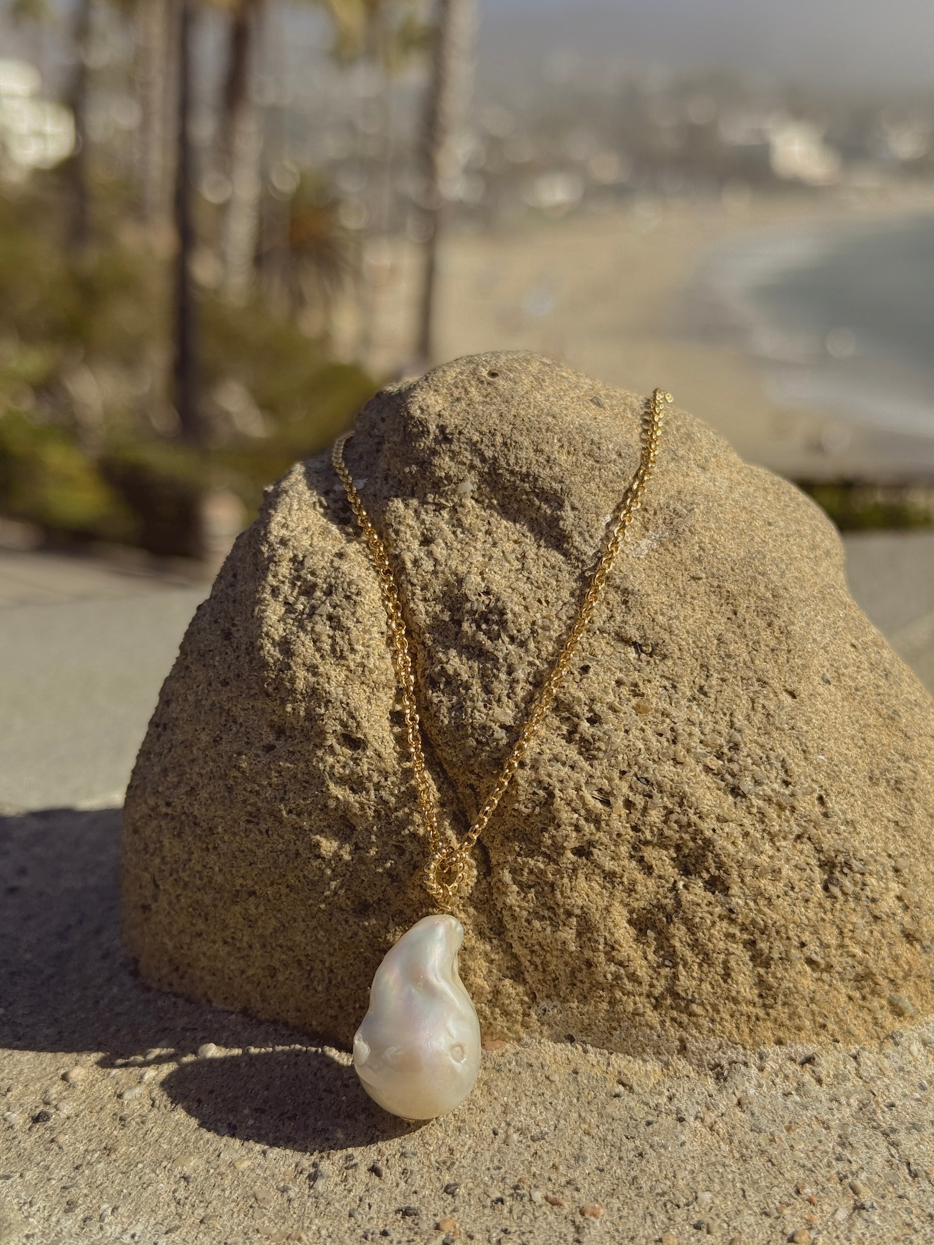 Laguna Baroque Pearl Necklace